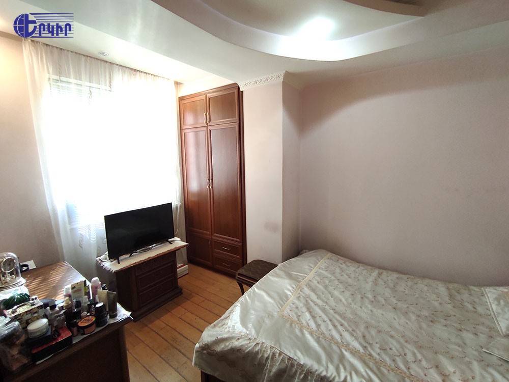 Բնակարաններ Կոդ` 5+80363