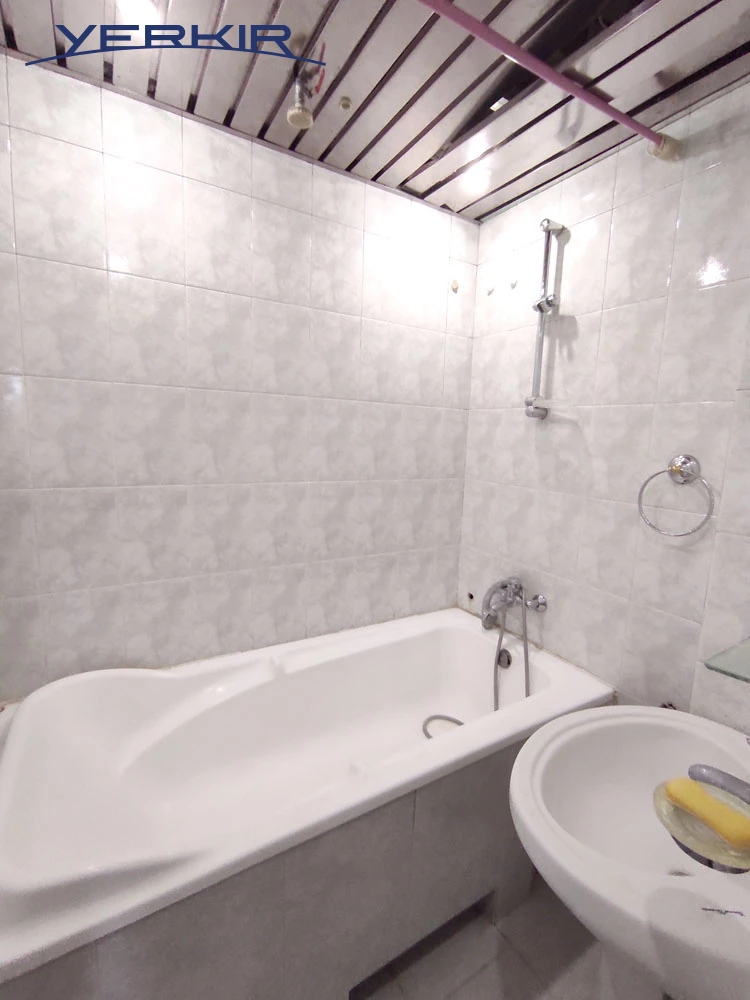 Բնակարաններ Կոդ` 5+809896