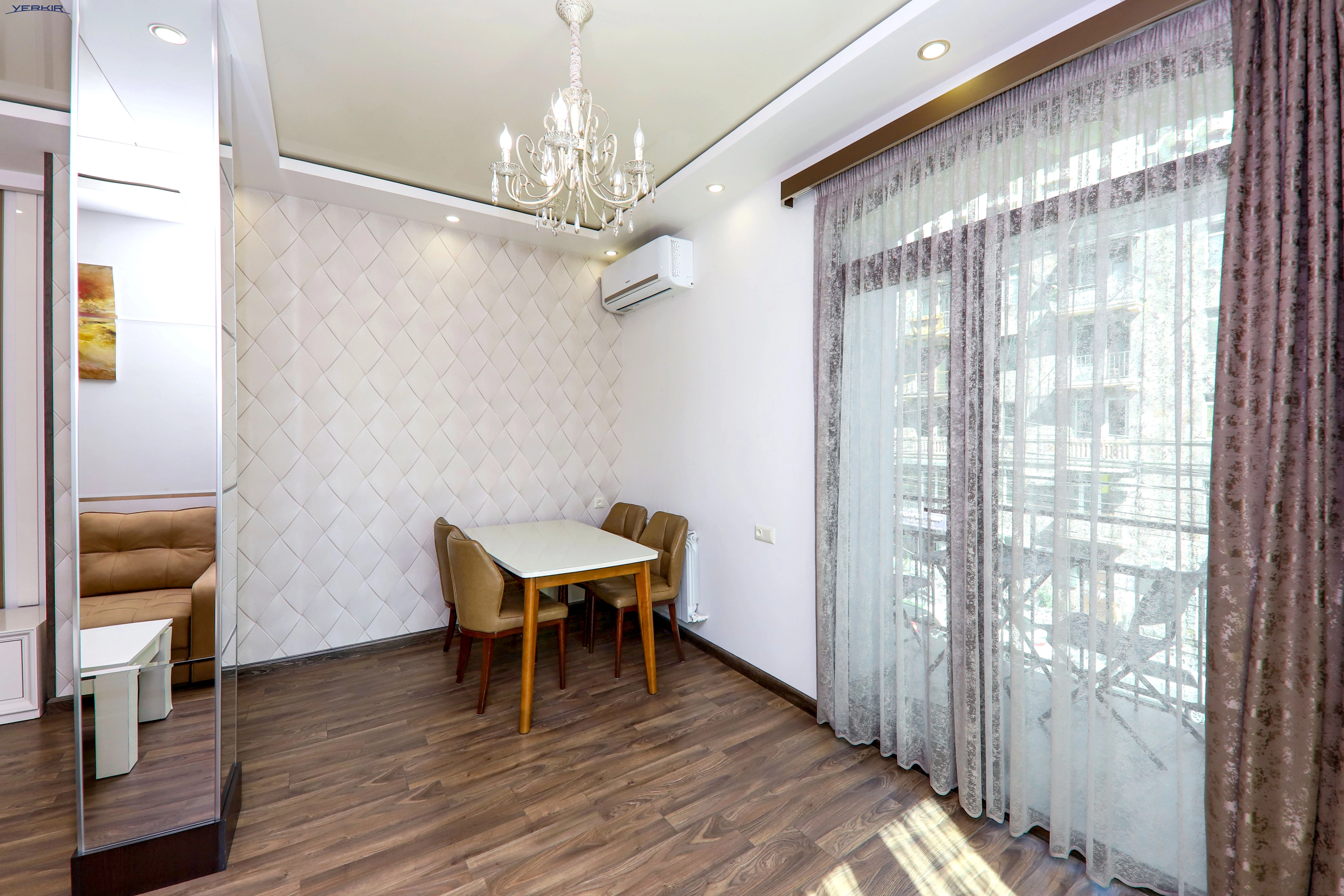 Квартиры Код 5+207851