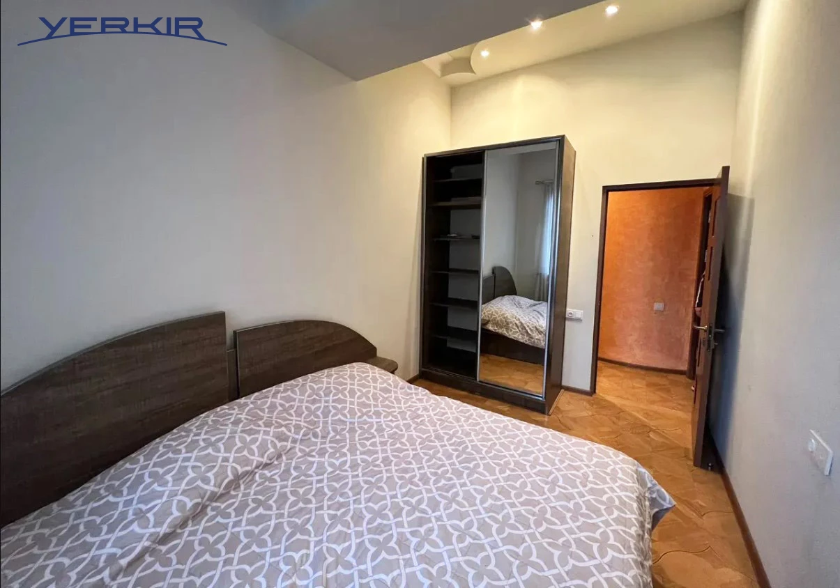 Apartments Code: 5+314479