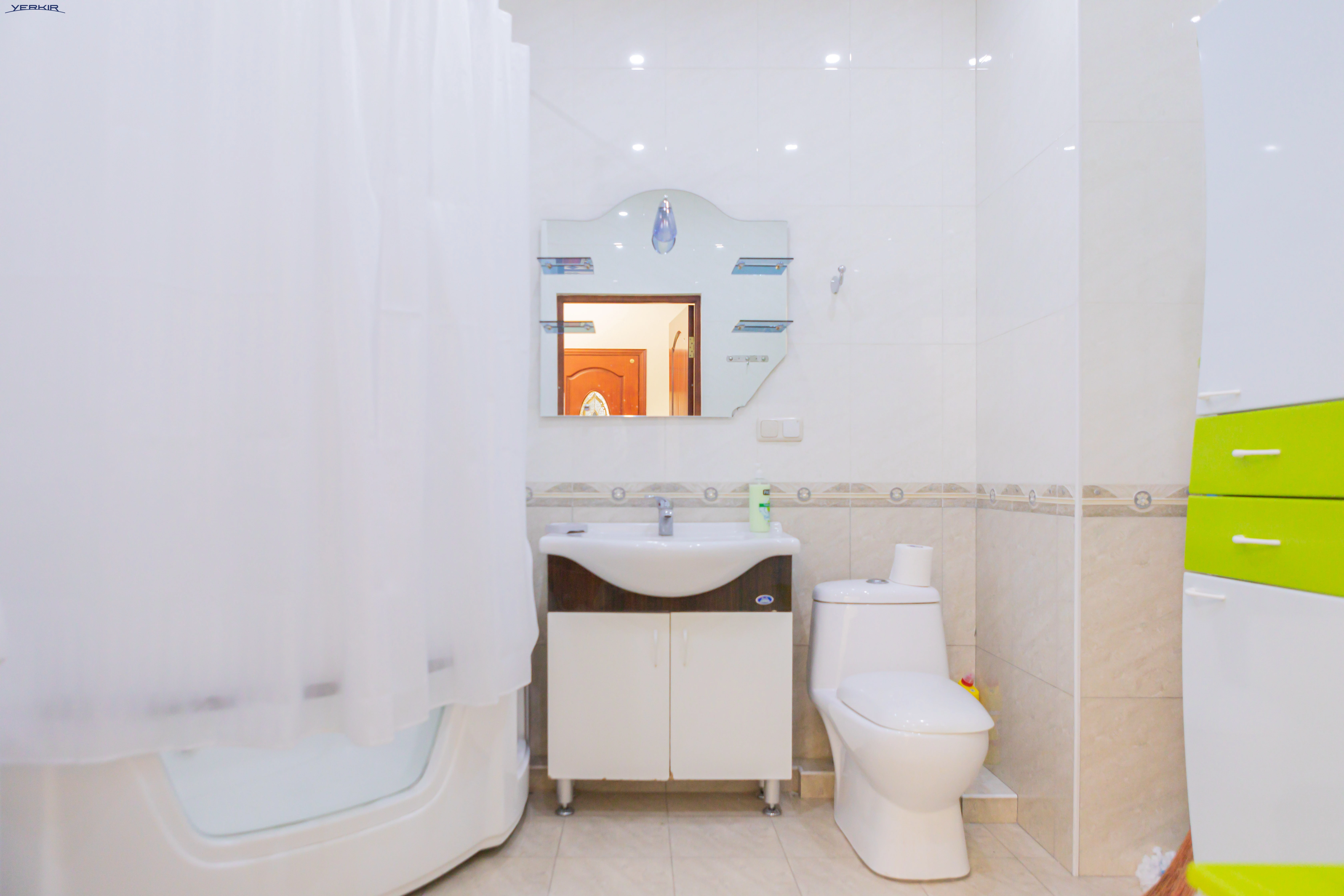 Apartments Code: 10+419205