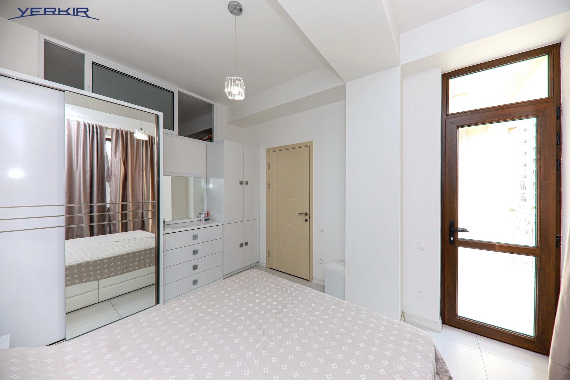 Apartments Code: 9+213054