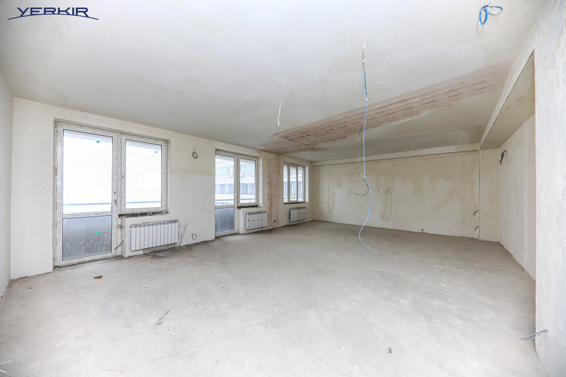 Apartments Code: 5+415435