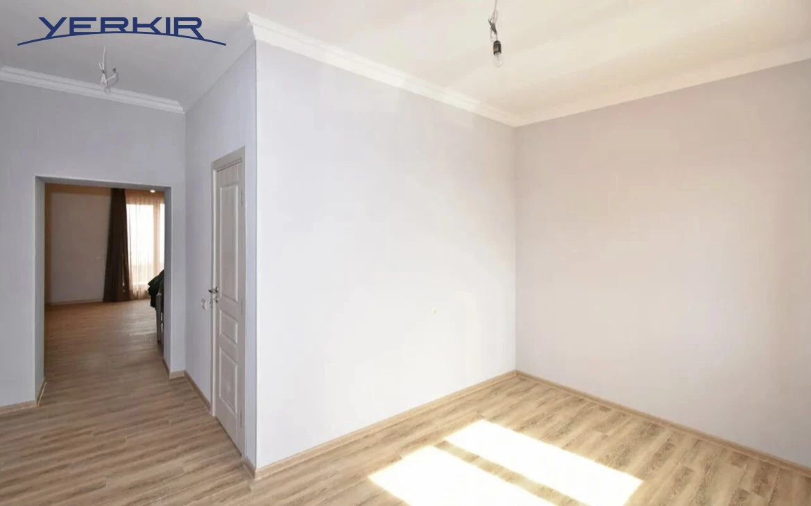 Առանձնատներ Կոդ` 3+510849