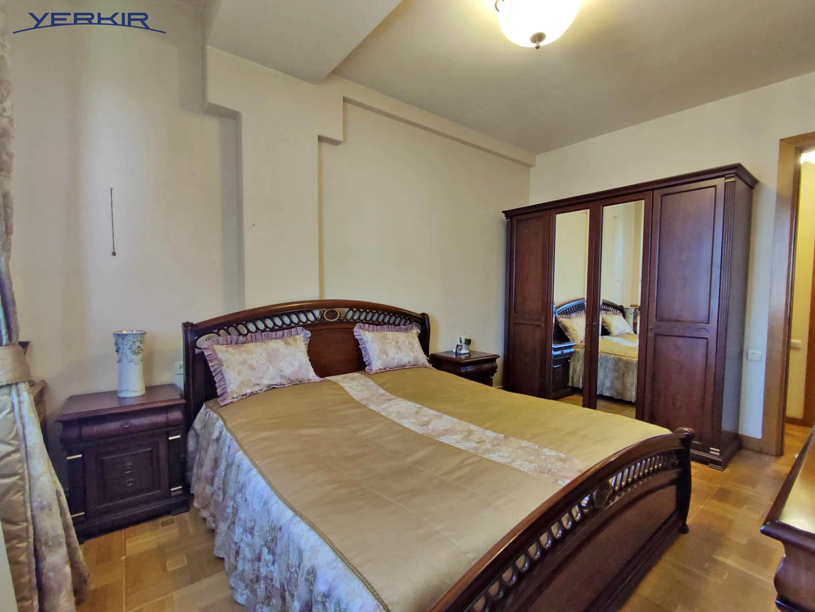 Բնակարաններ Կոդ` 4+311034