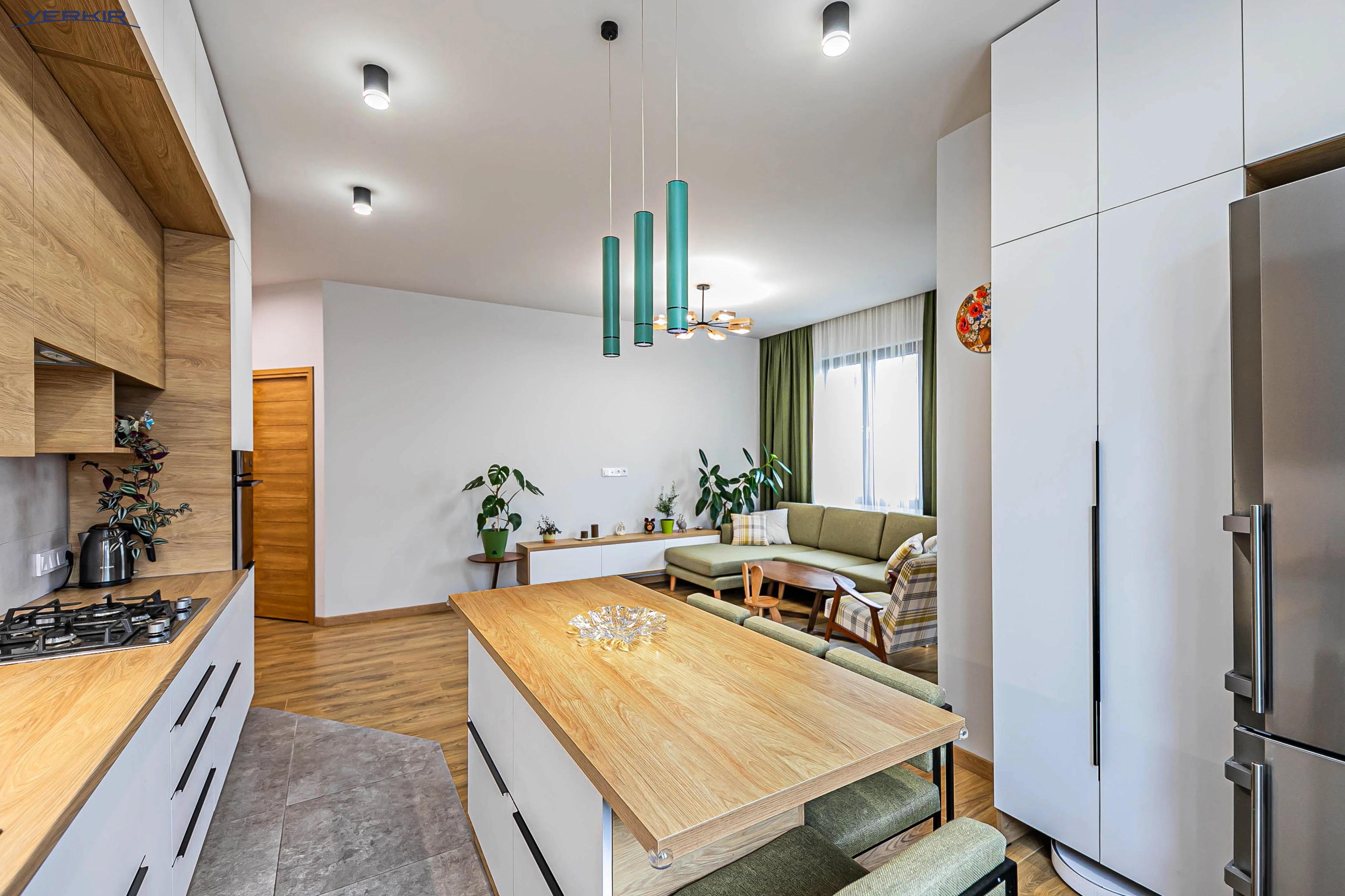 Apartments Code: 5+415188