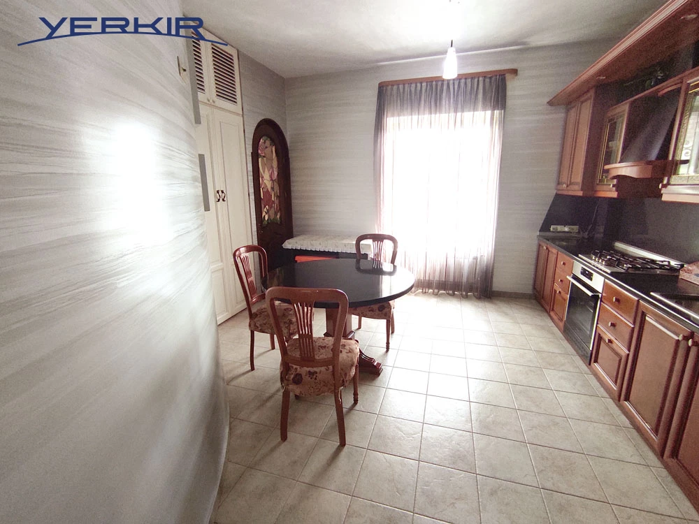 Apartments Code: 5+409165