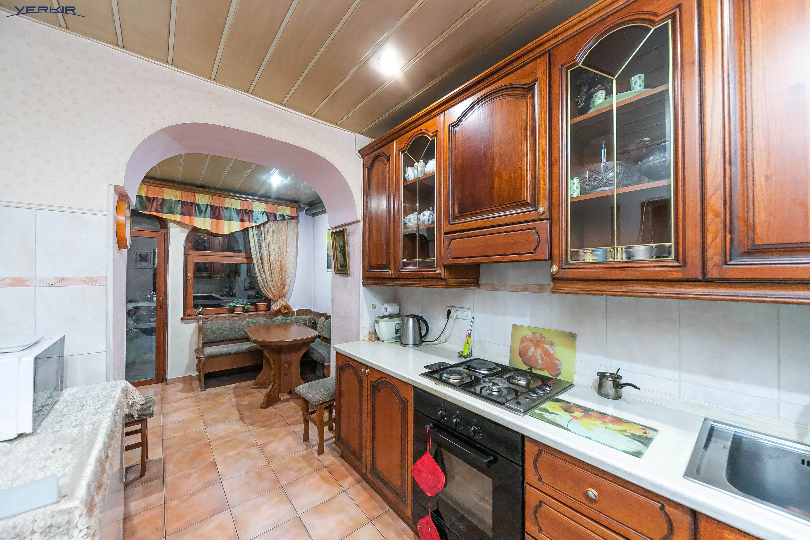 Apartments Code: 10+220995