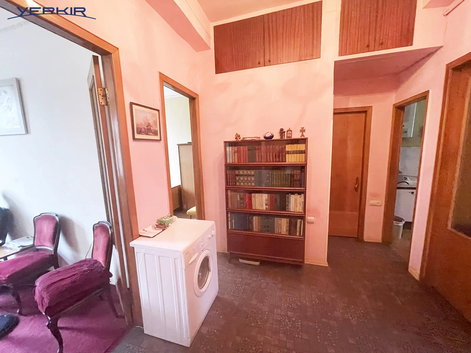 Բնակարաններ Կոդ` 5+411703