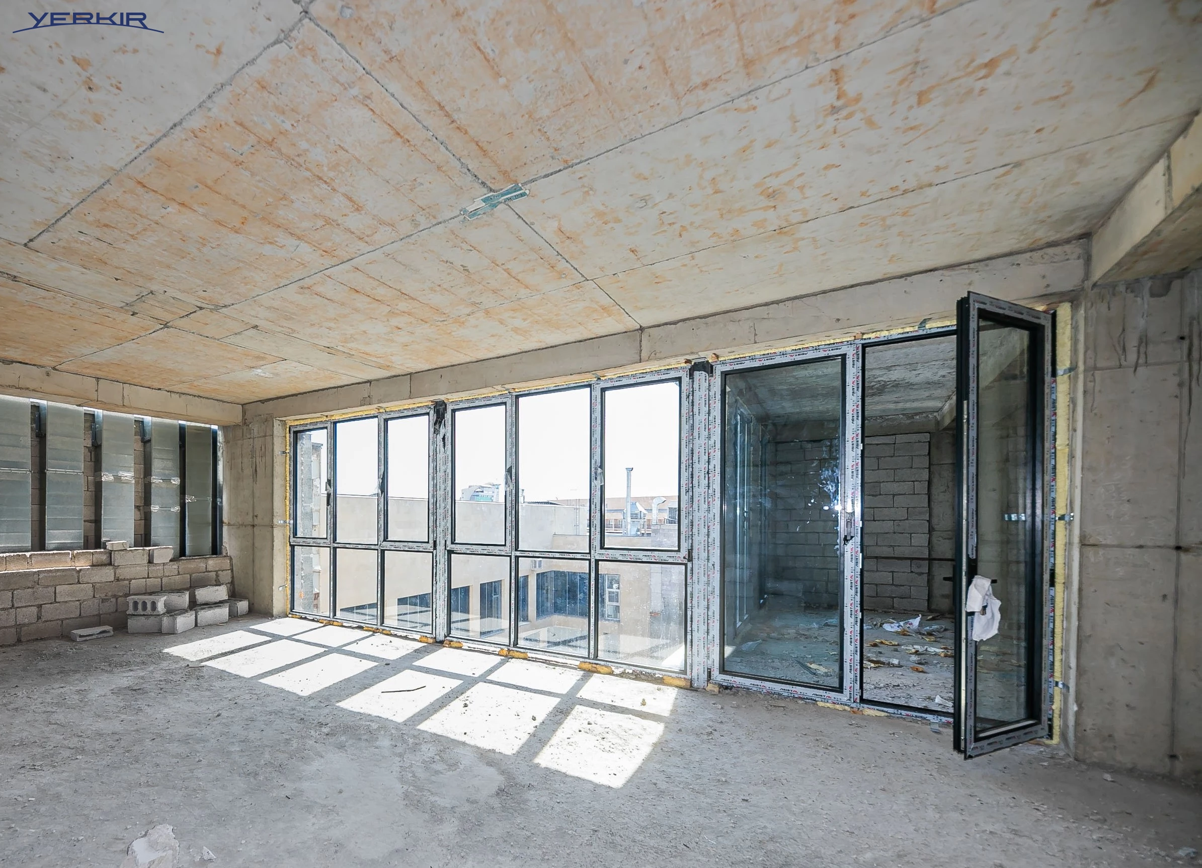 Apartments Code: 10+319879