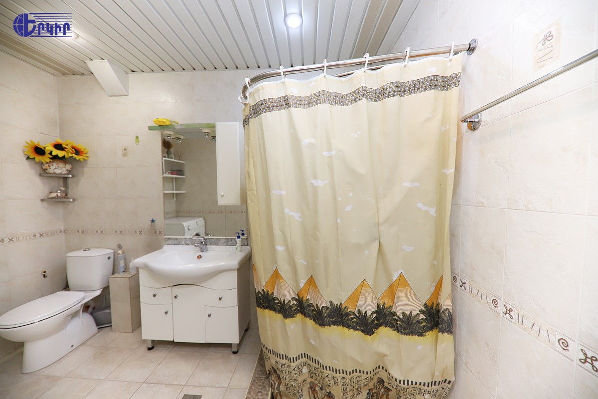 Apartments Code: 5+22322