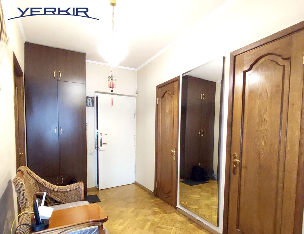 Apartments Code: 10+319299