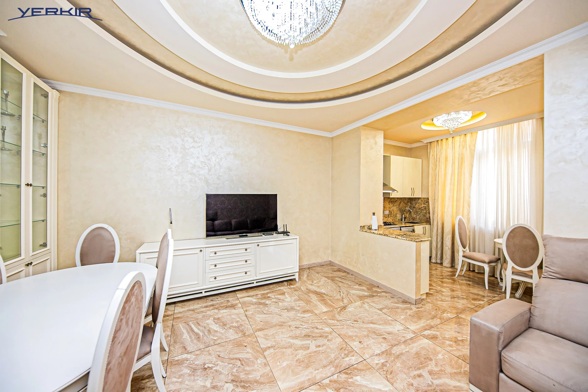 Квартиры Код 5+217916