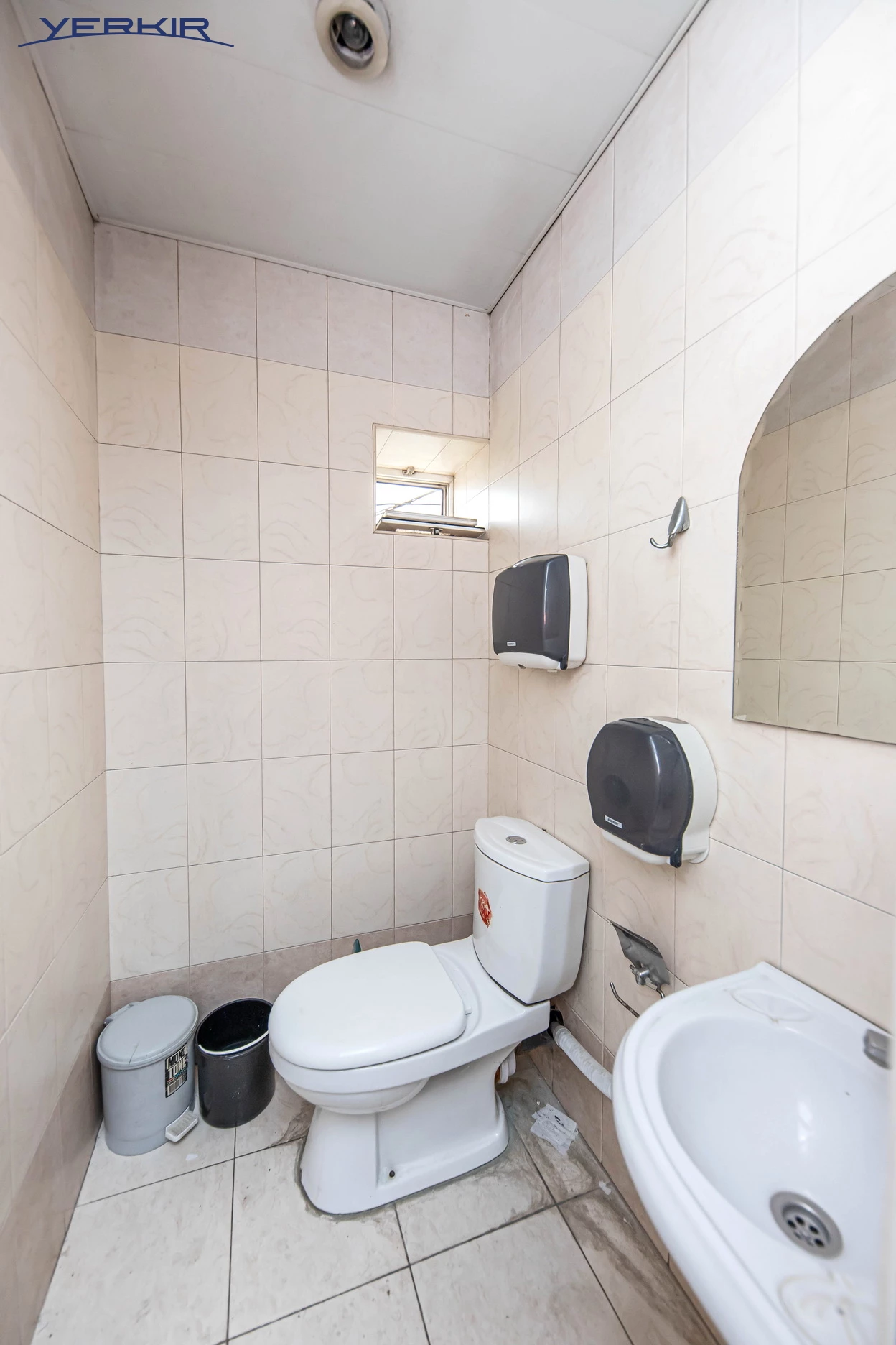 Houses Code: 3+513404