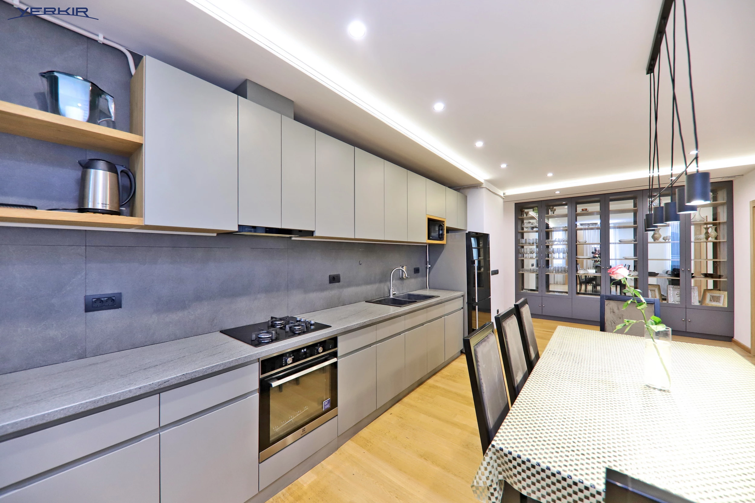 Apartments Code: 5+312443