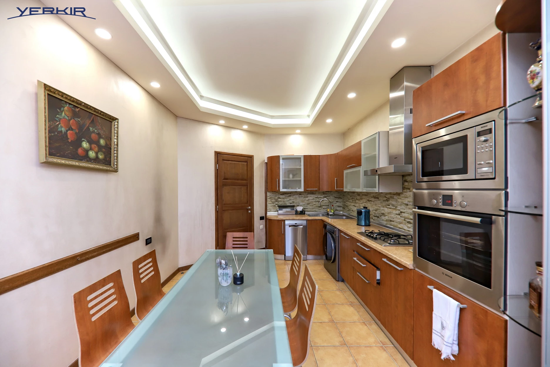 Բնակարաններ Կոդ` 5+211509