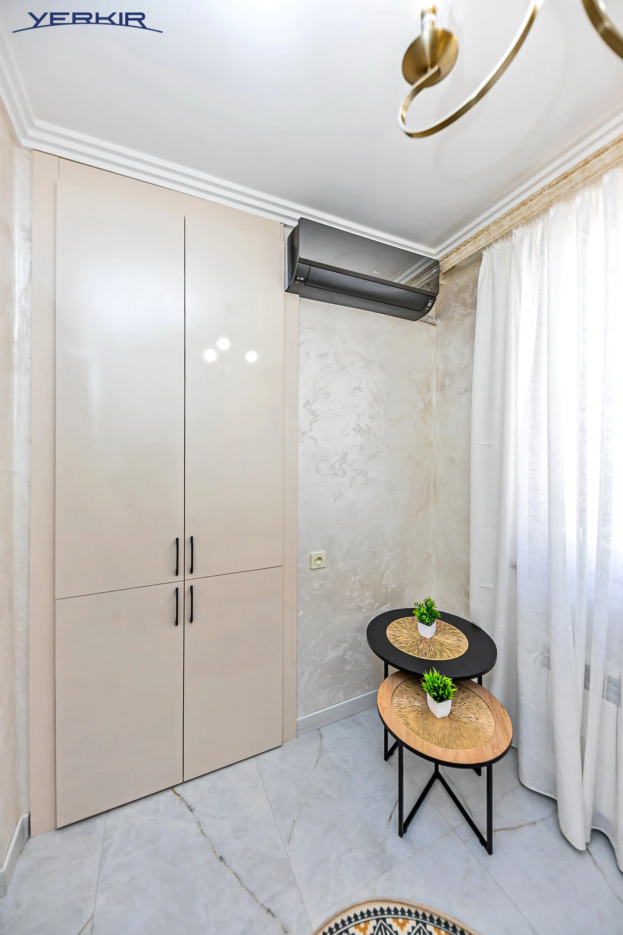 Квартиры Код 5+218071