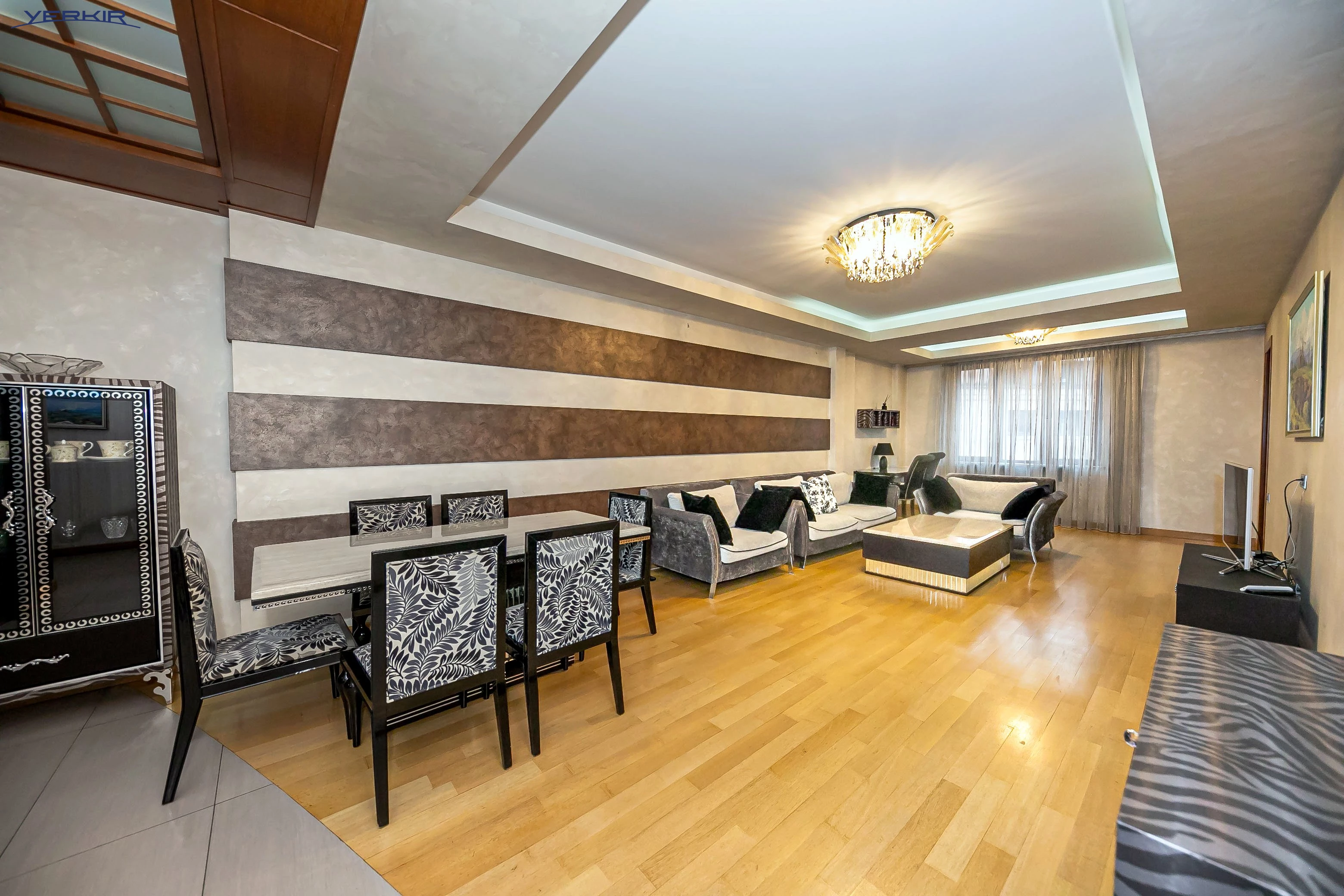 Apartments Code: 9+219804