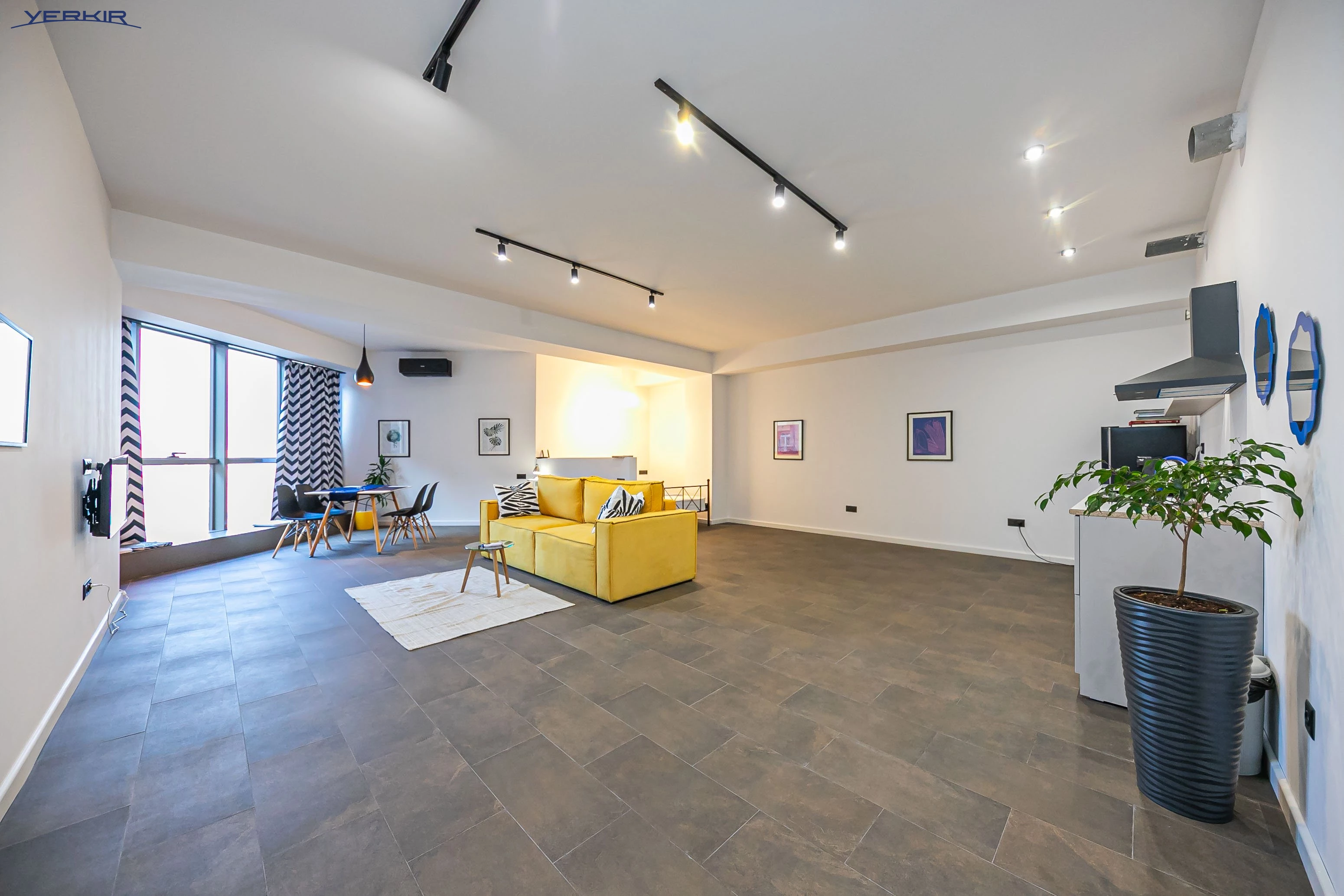 Apartments Code: 9+121007