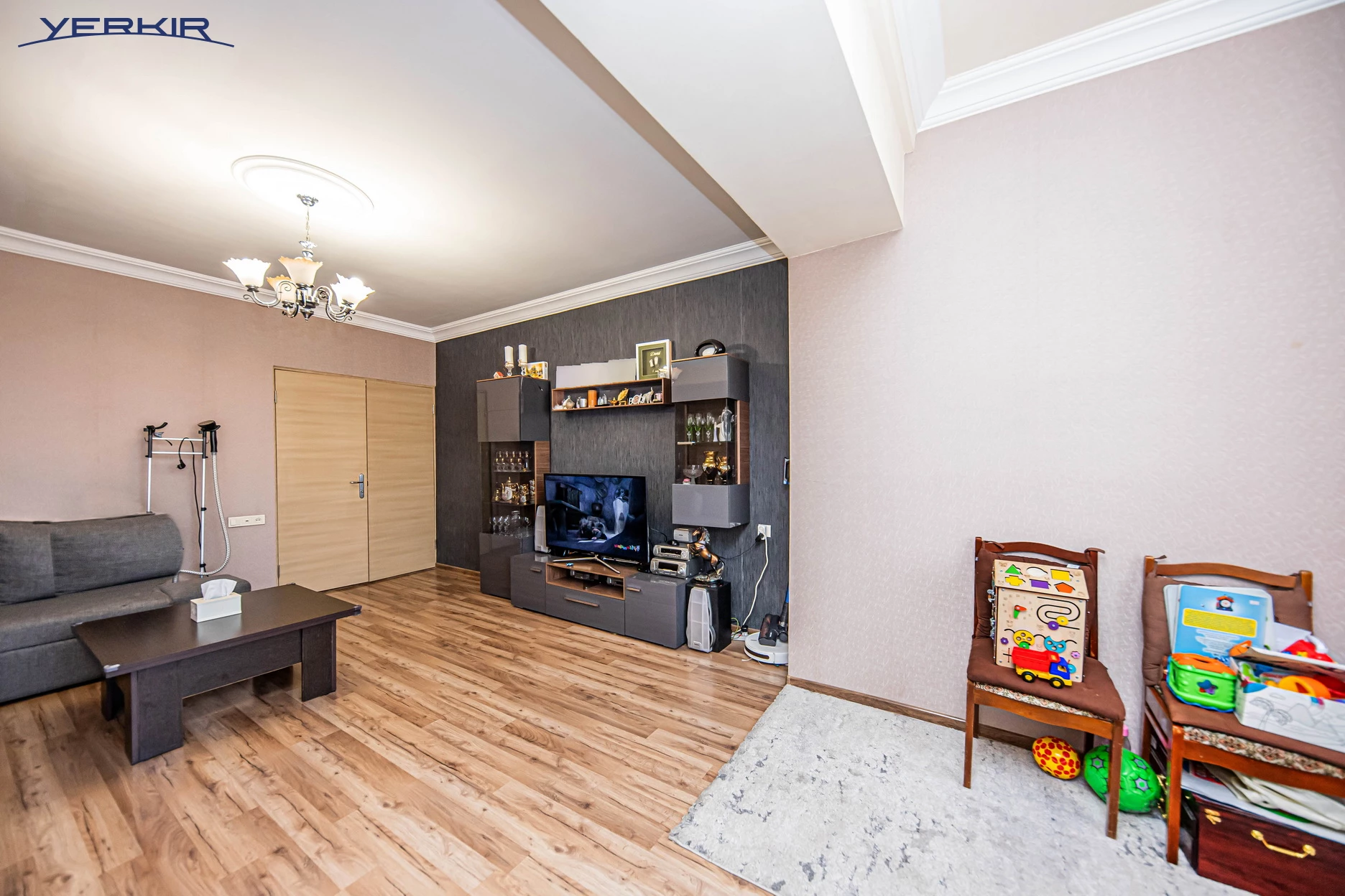 Apartments Code: 5+314882