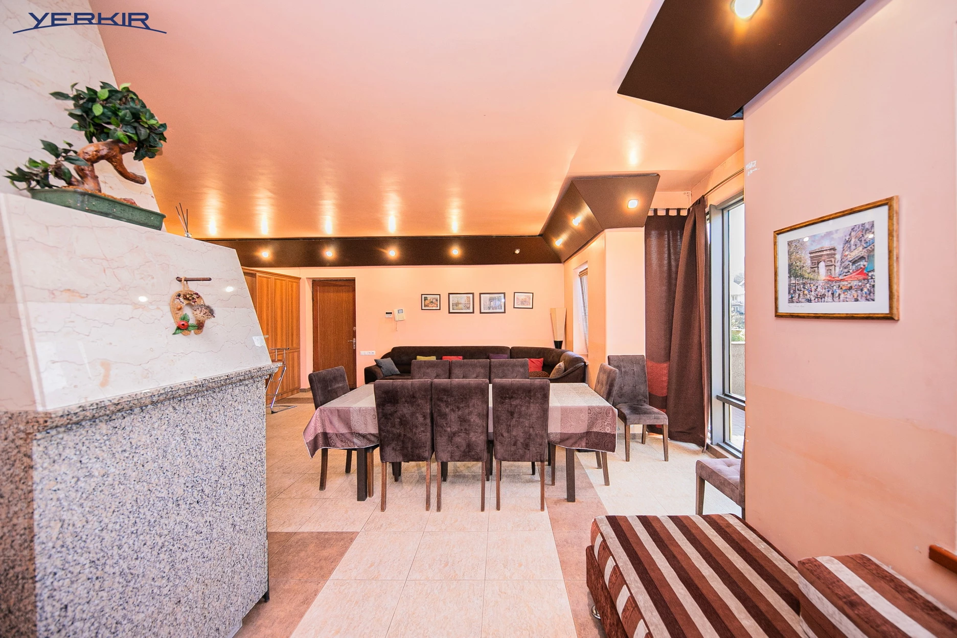 Առանձնատներ Կոդ` 5+517529