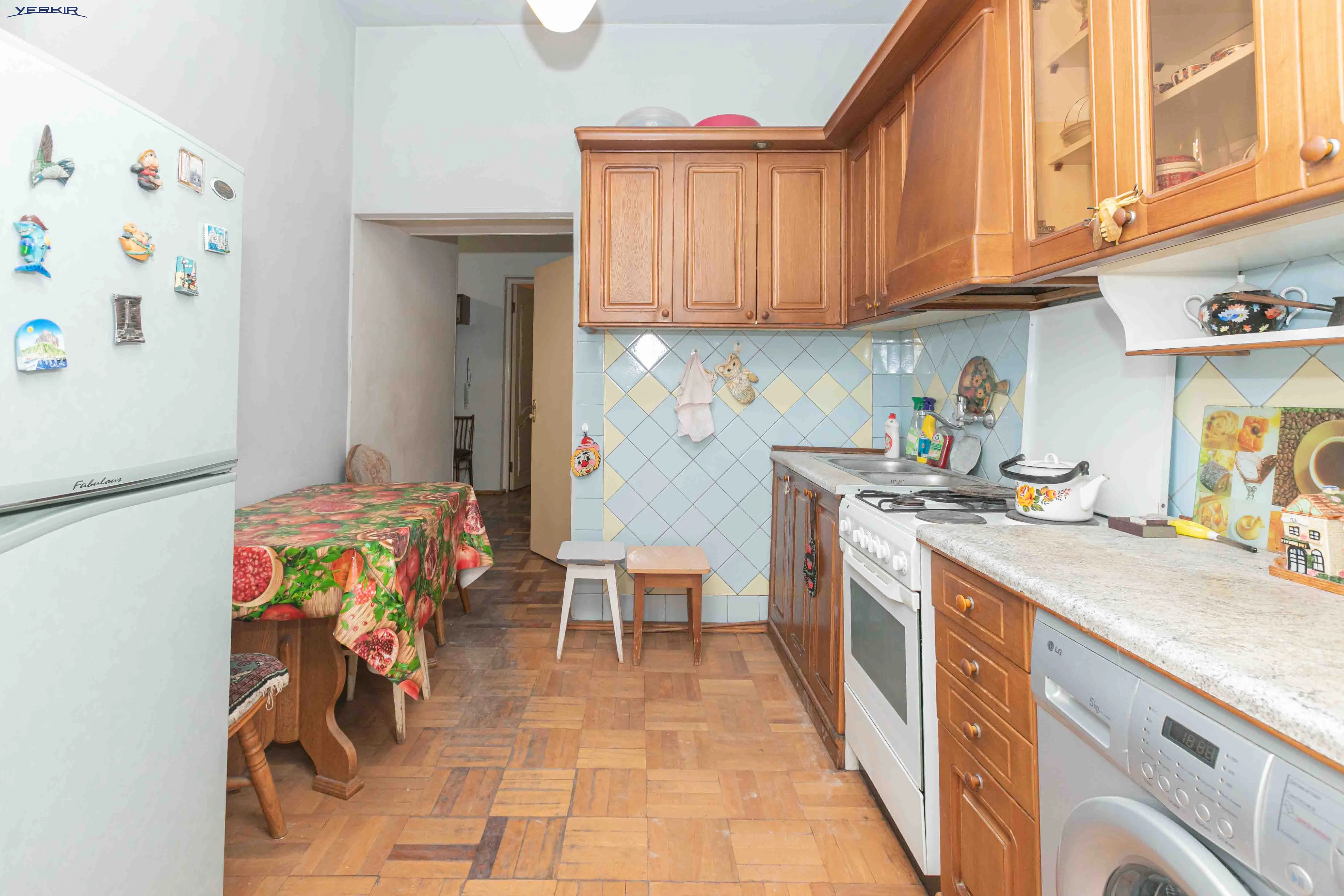 Квартиры Код 5+219467