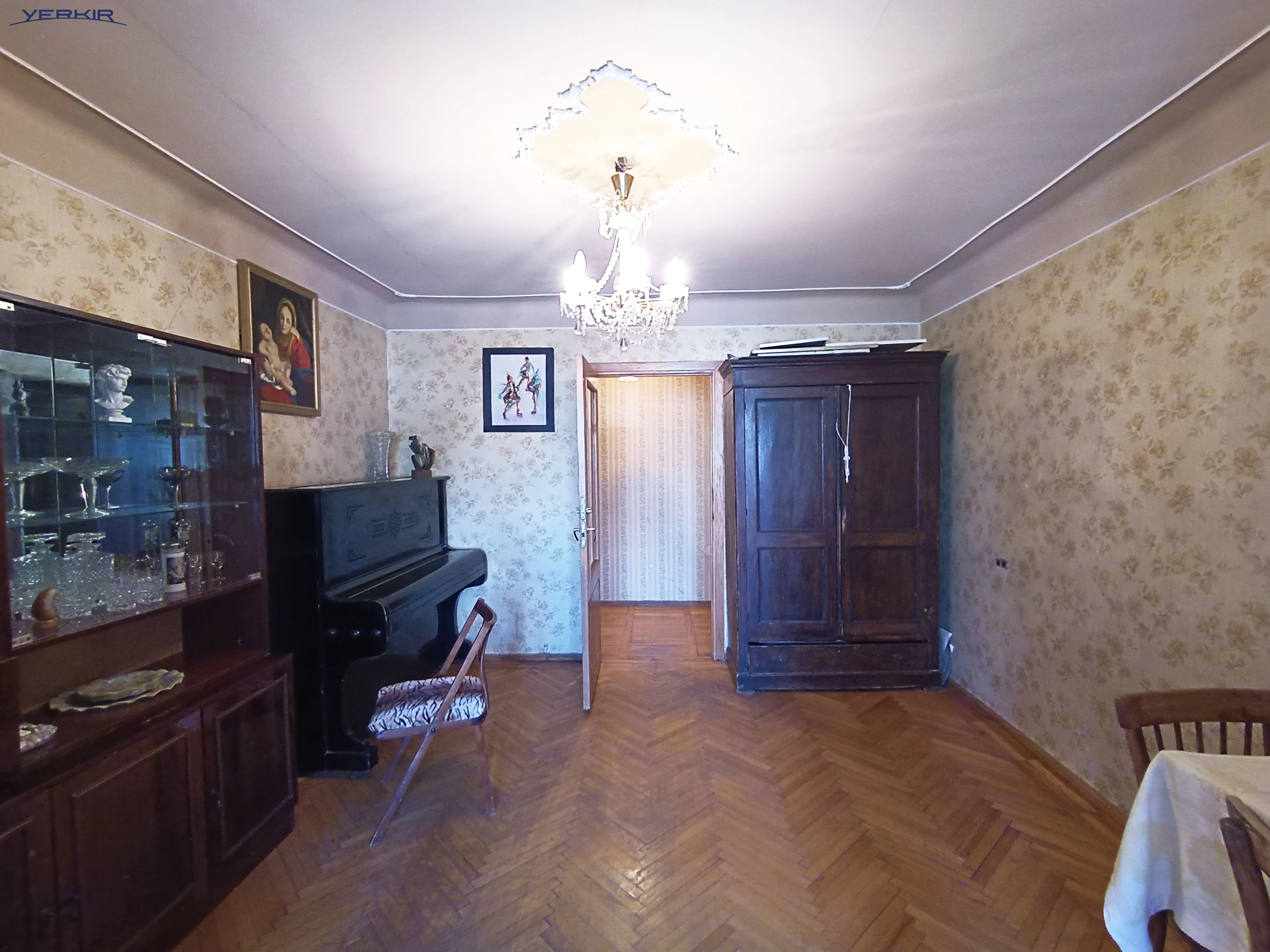 Բնակարաններ Կոդ` 9+212966