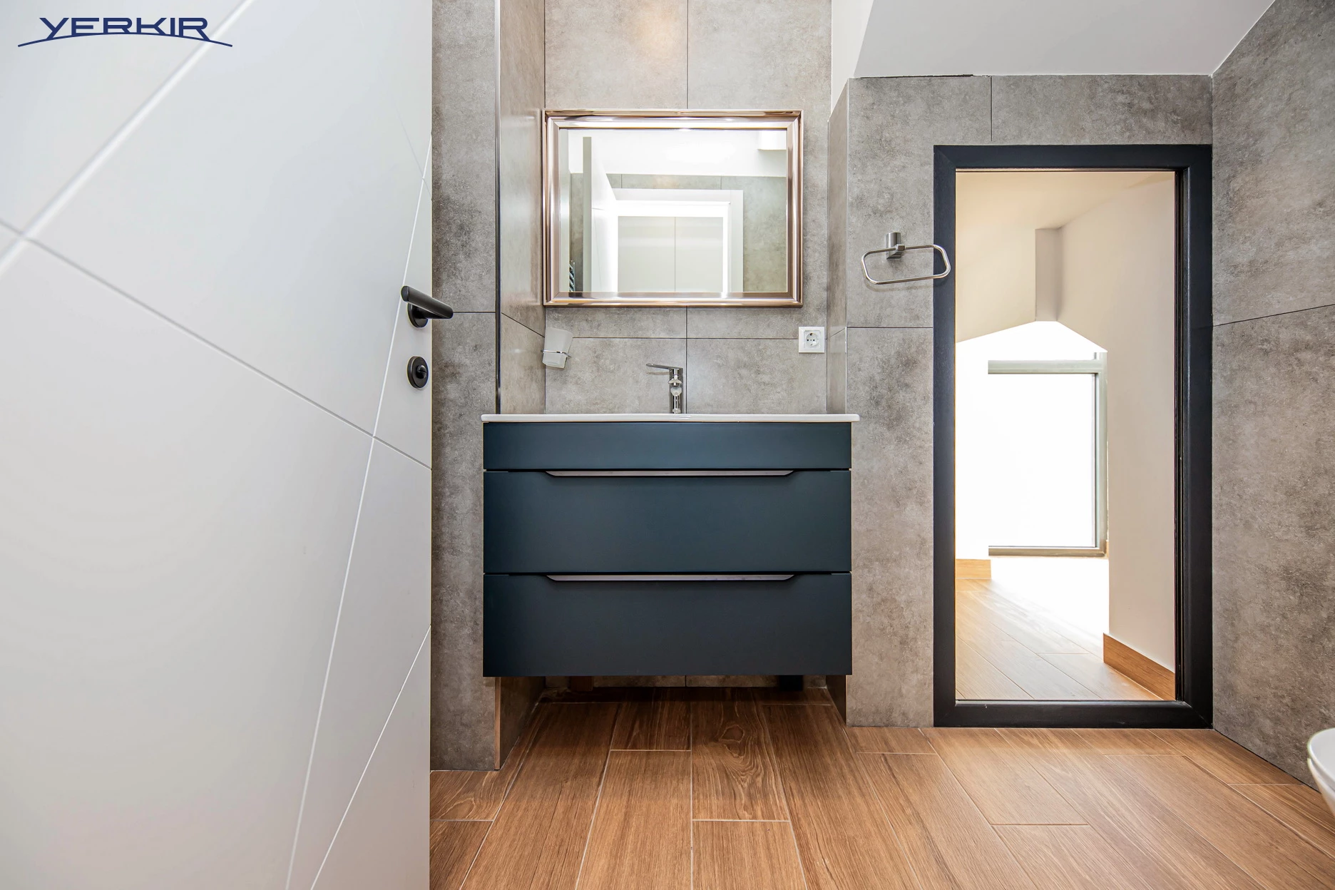 Առանձնատներ Կոդ` 5+513739