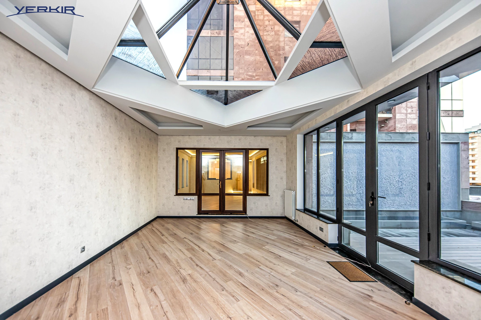 Բնակարաններ Կոդ` 3+413473