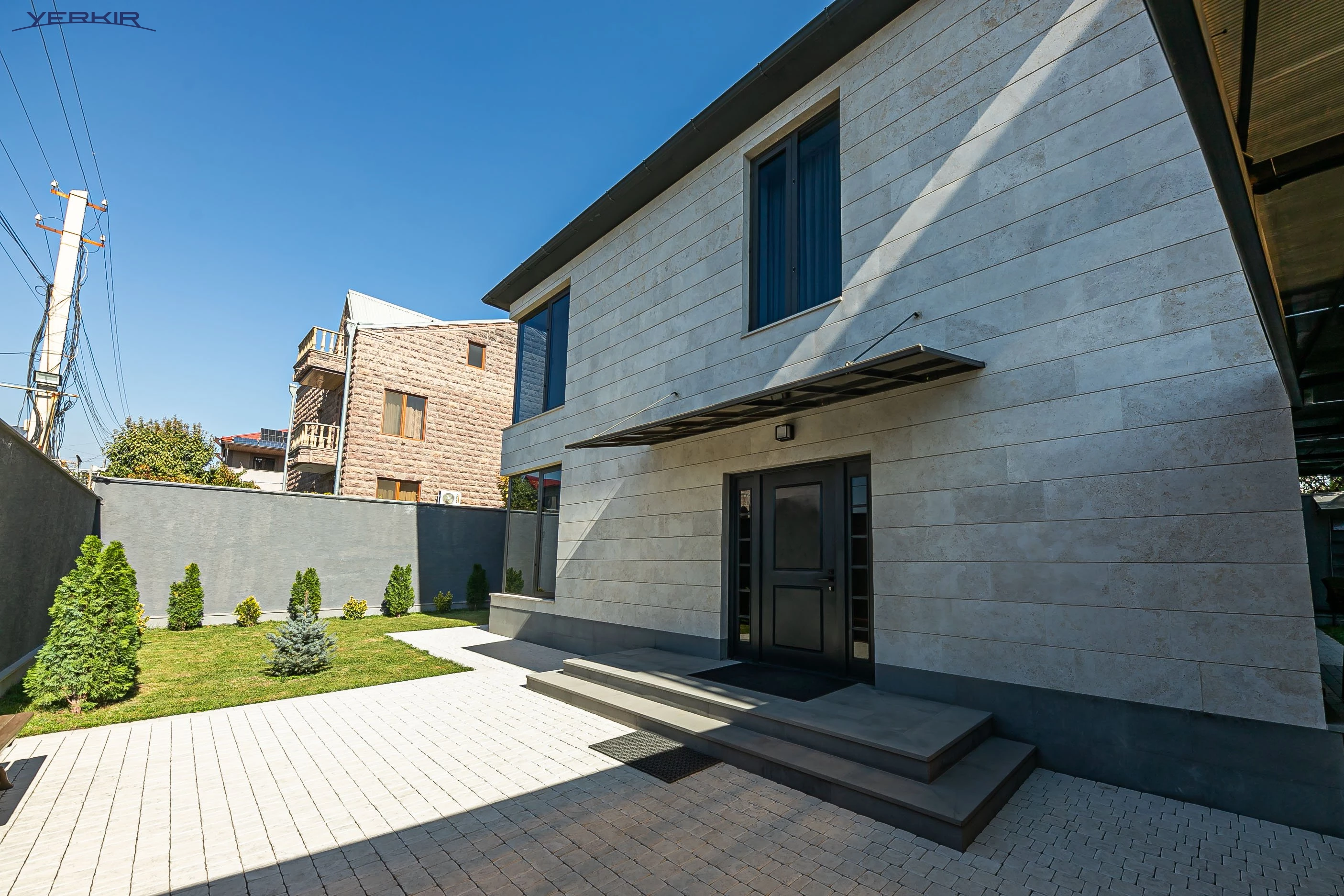 Houses Code: 9+520668