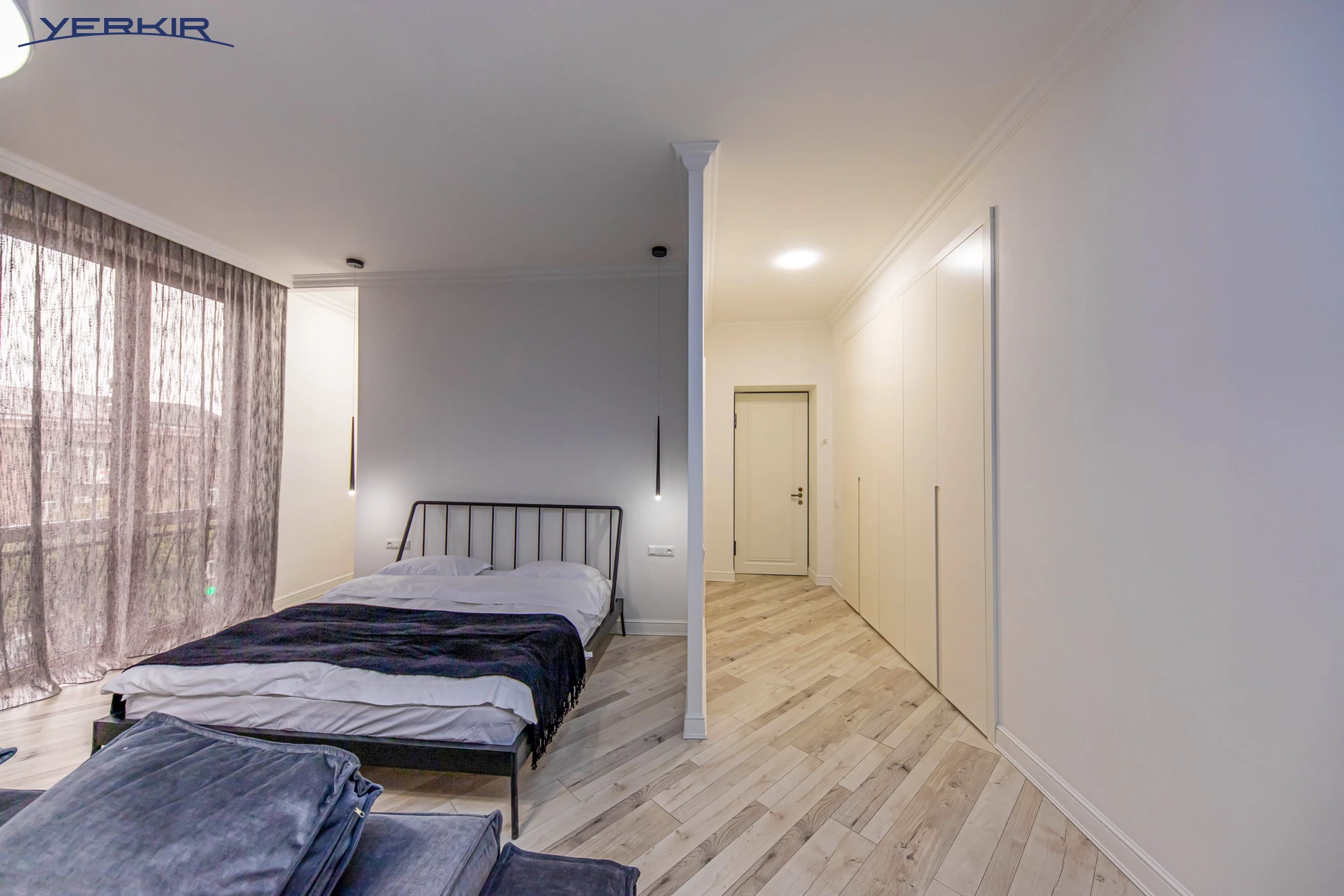 Apartments Code: 5+418467