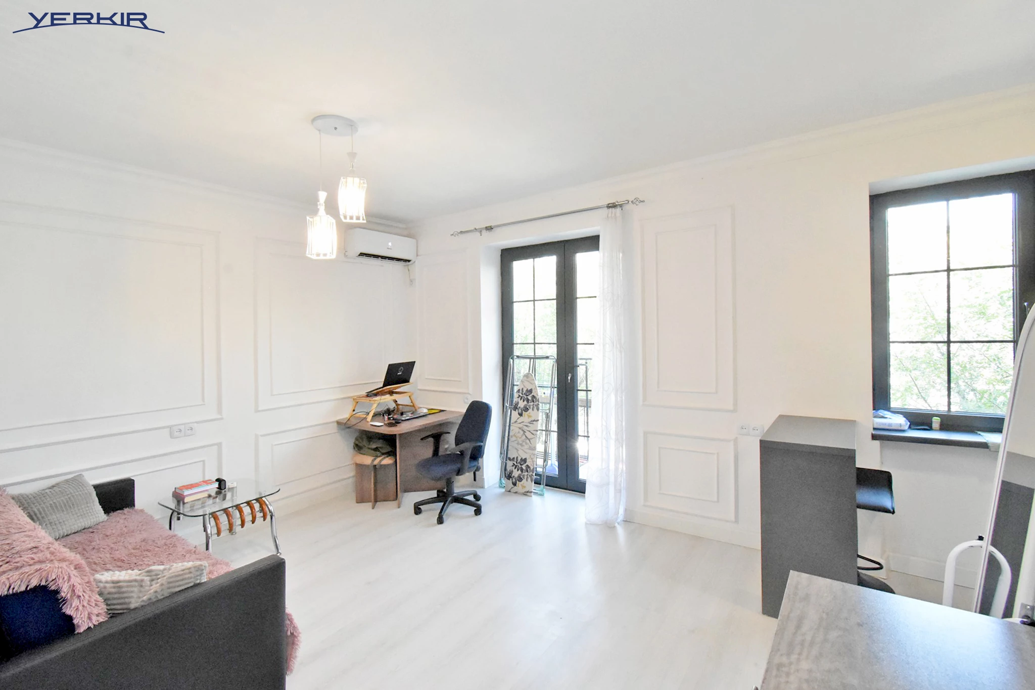 Բնակարաններ Կոդ` 10+119705