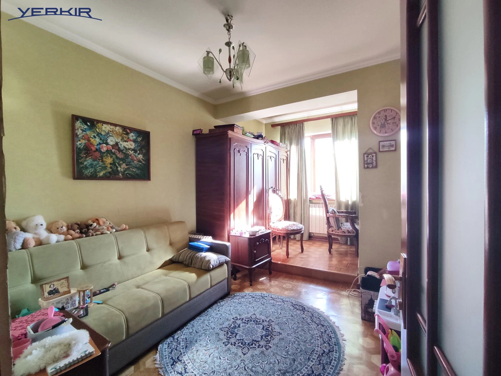 Apartments Code: 9+414546