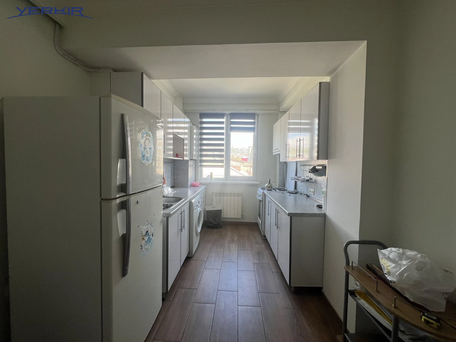 Apartments Code: 8+817738