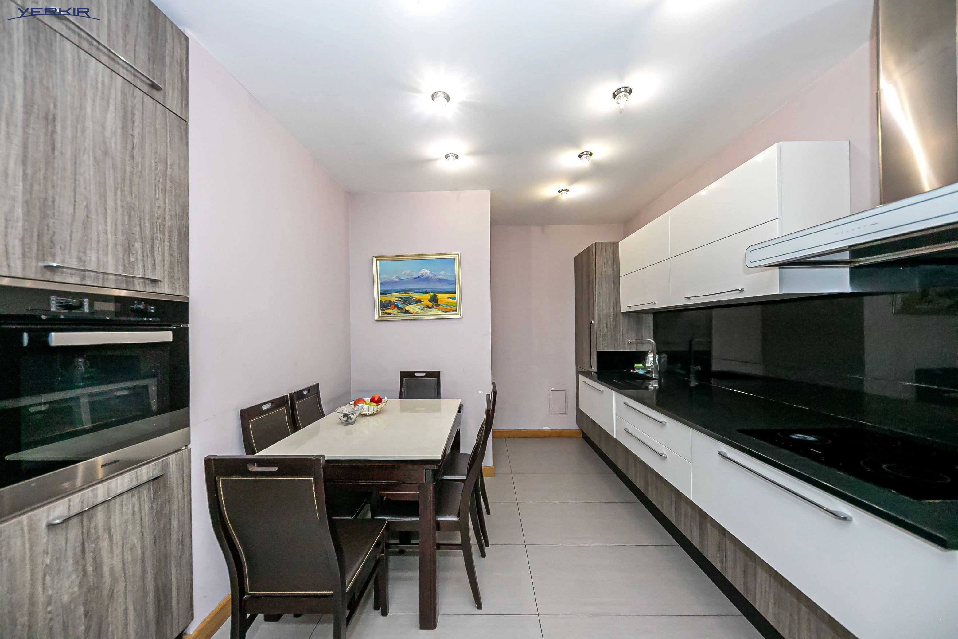 Apartments Code: 9+219804