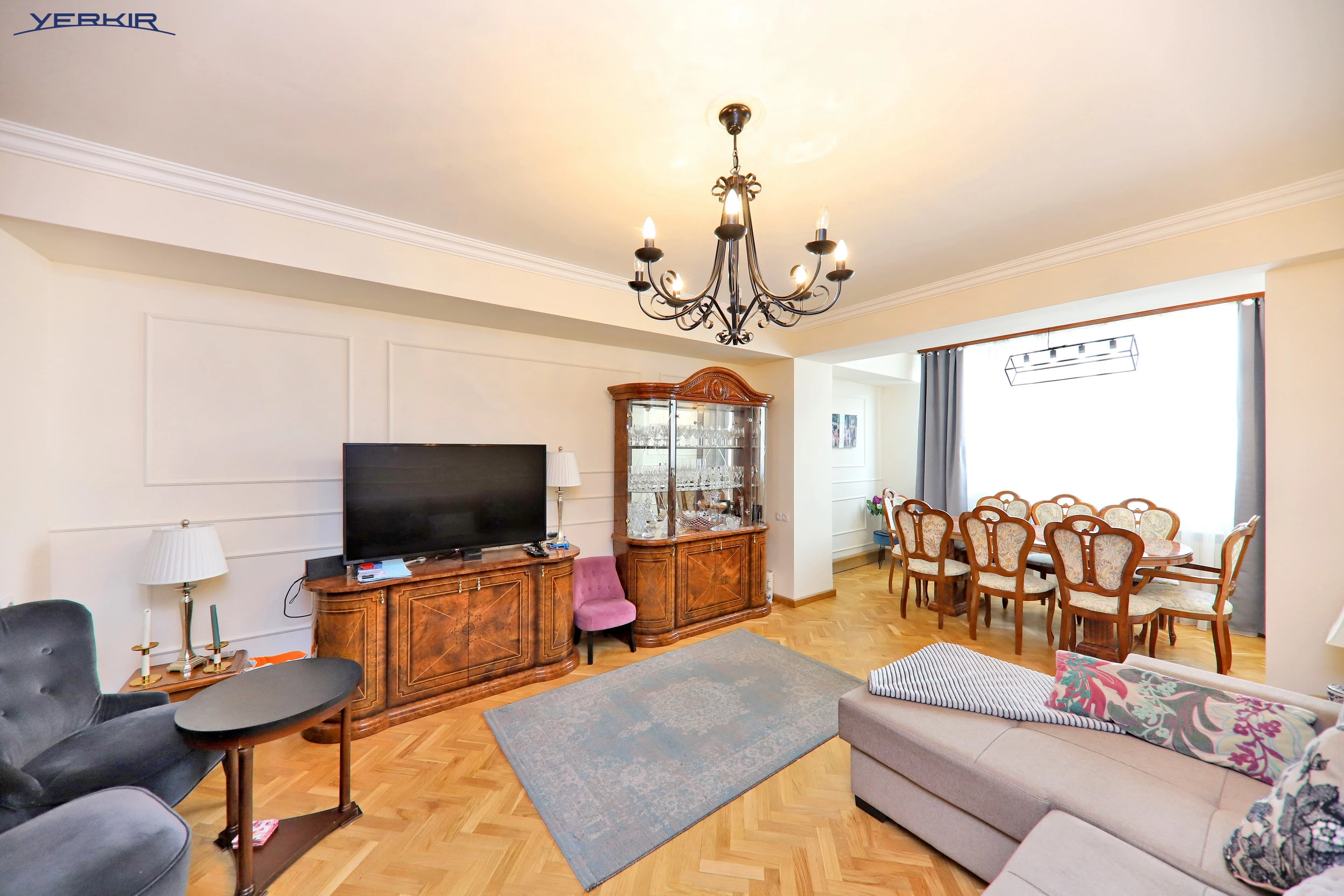 Apartments Code: 5+316392