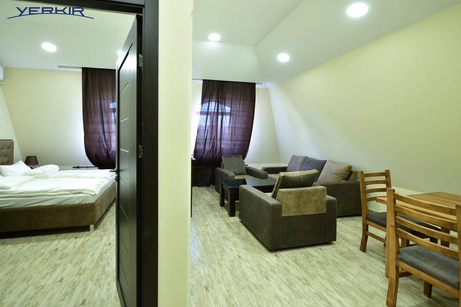 Apartments Code: 10+213686