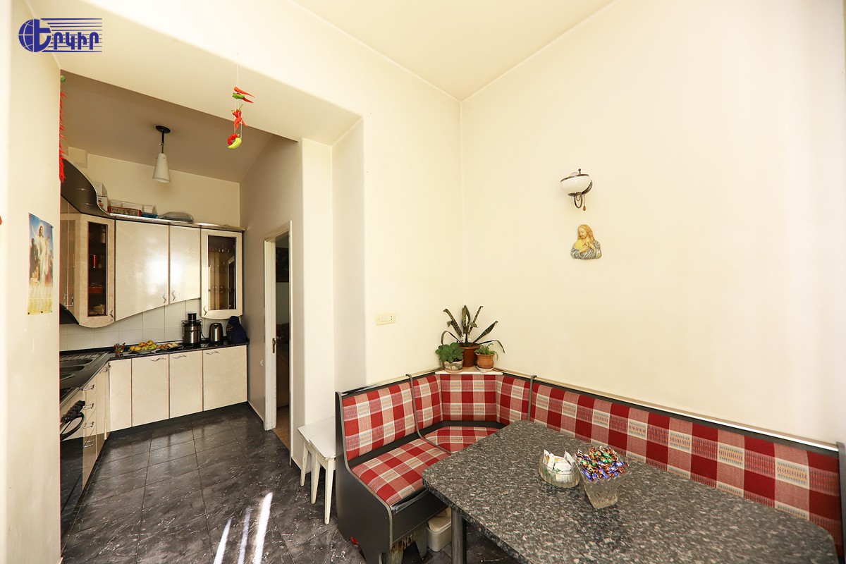 Apartments Code: 5+22322