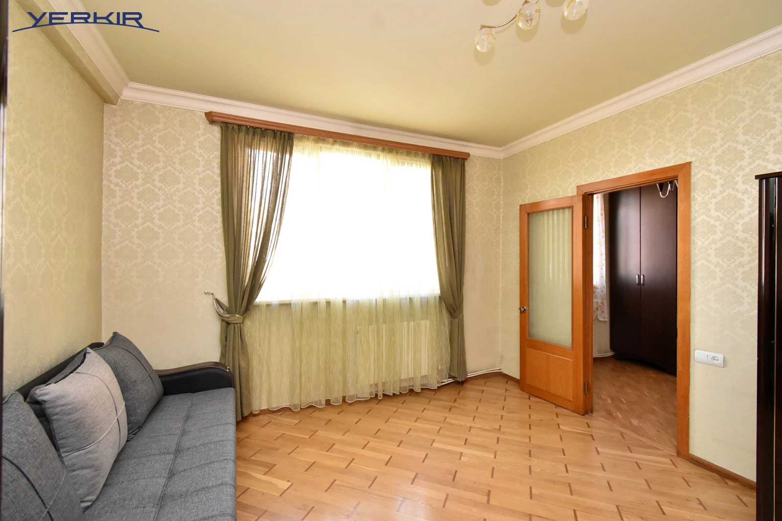 Բնակարաններ Կոդ` 1+220685