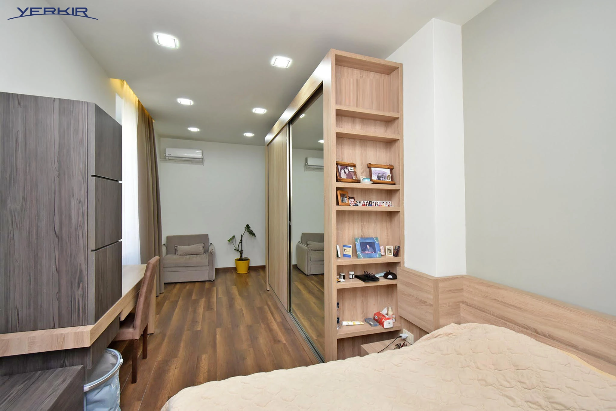 Apartments Code: 1+4867952