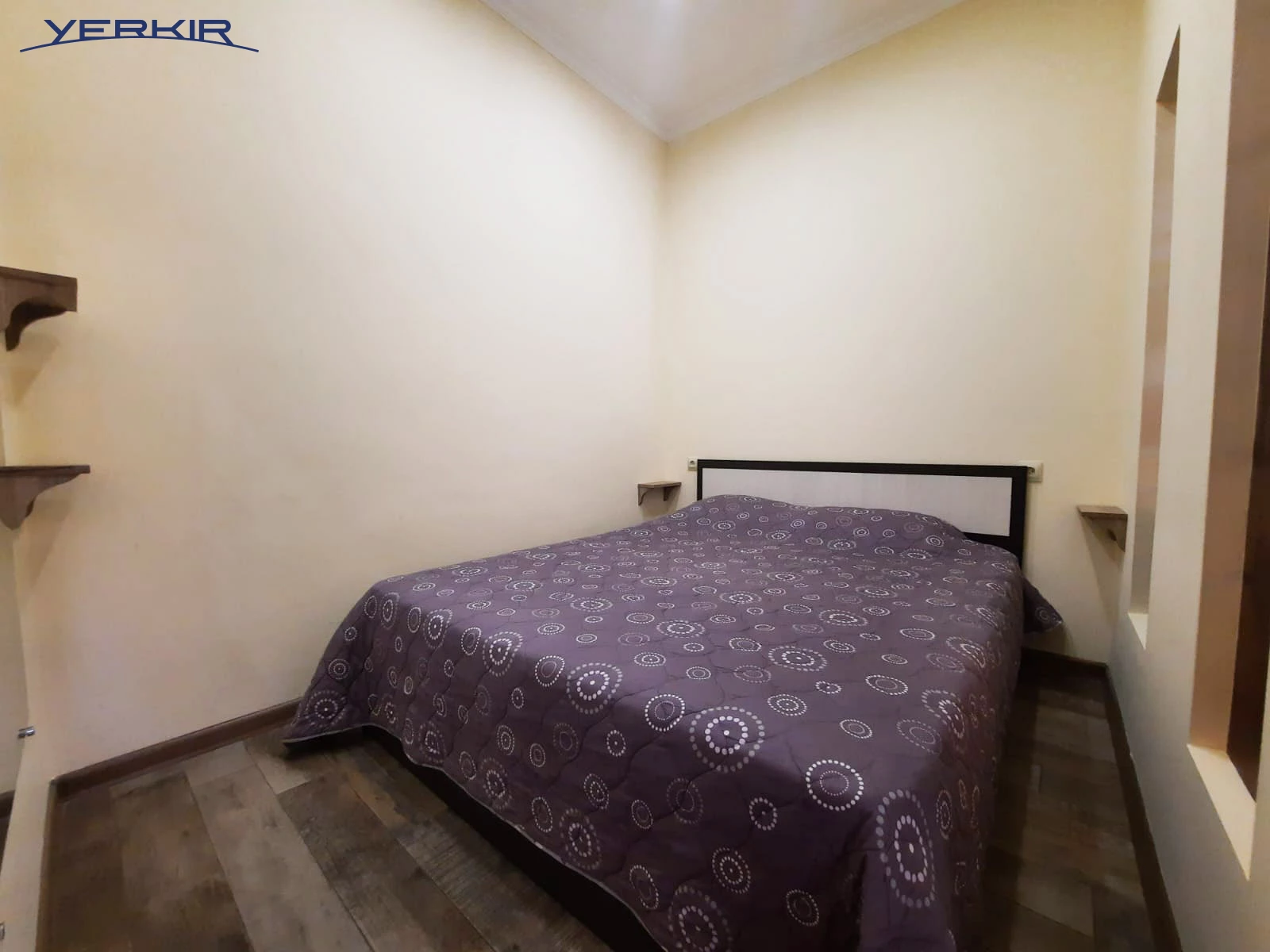 Apartments Code: 5+114913