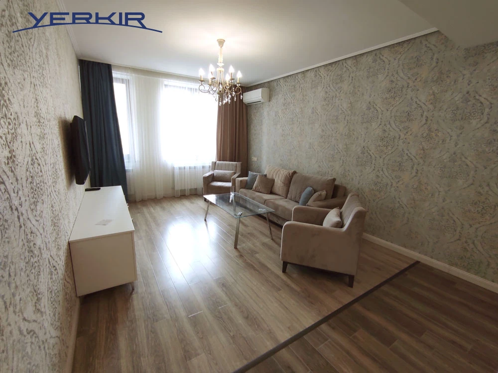 Apartments Code: 5+208821