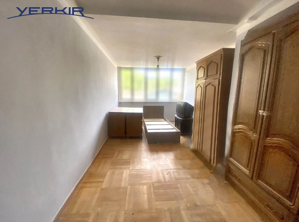 Apartments Code: 10+418108