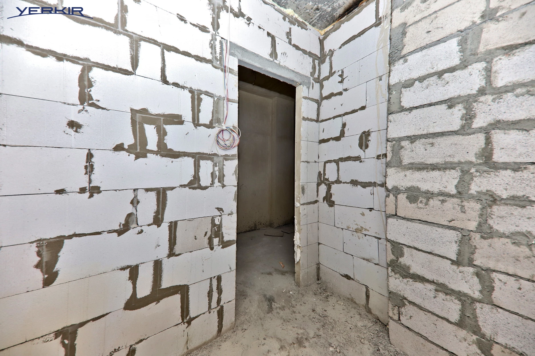 Apartments Code: 10+205376