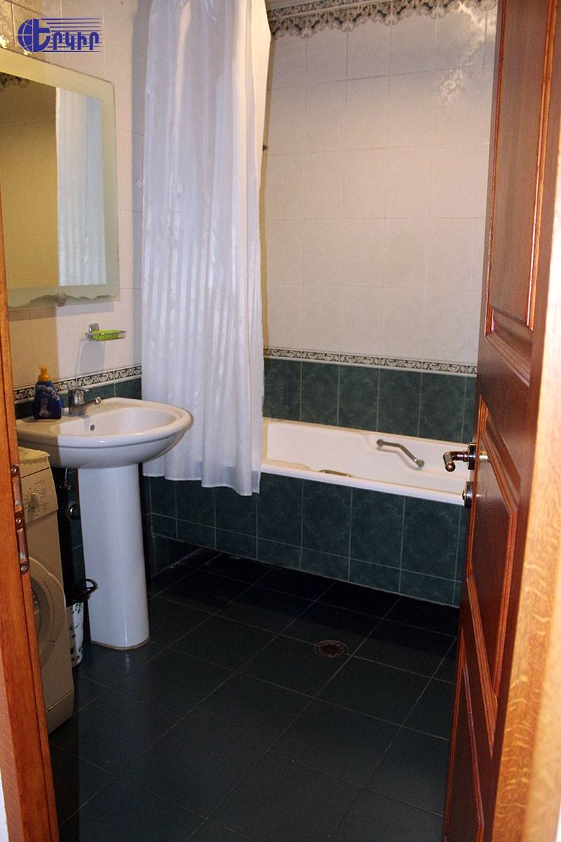 Բնակարաններ Կոդ` 2+34034