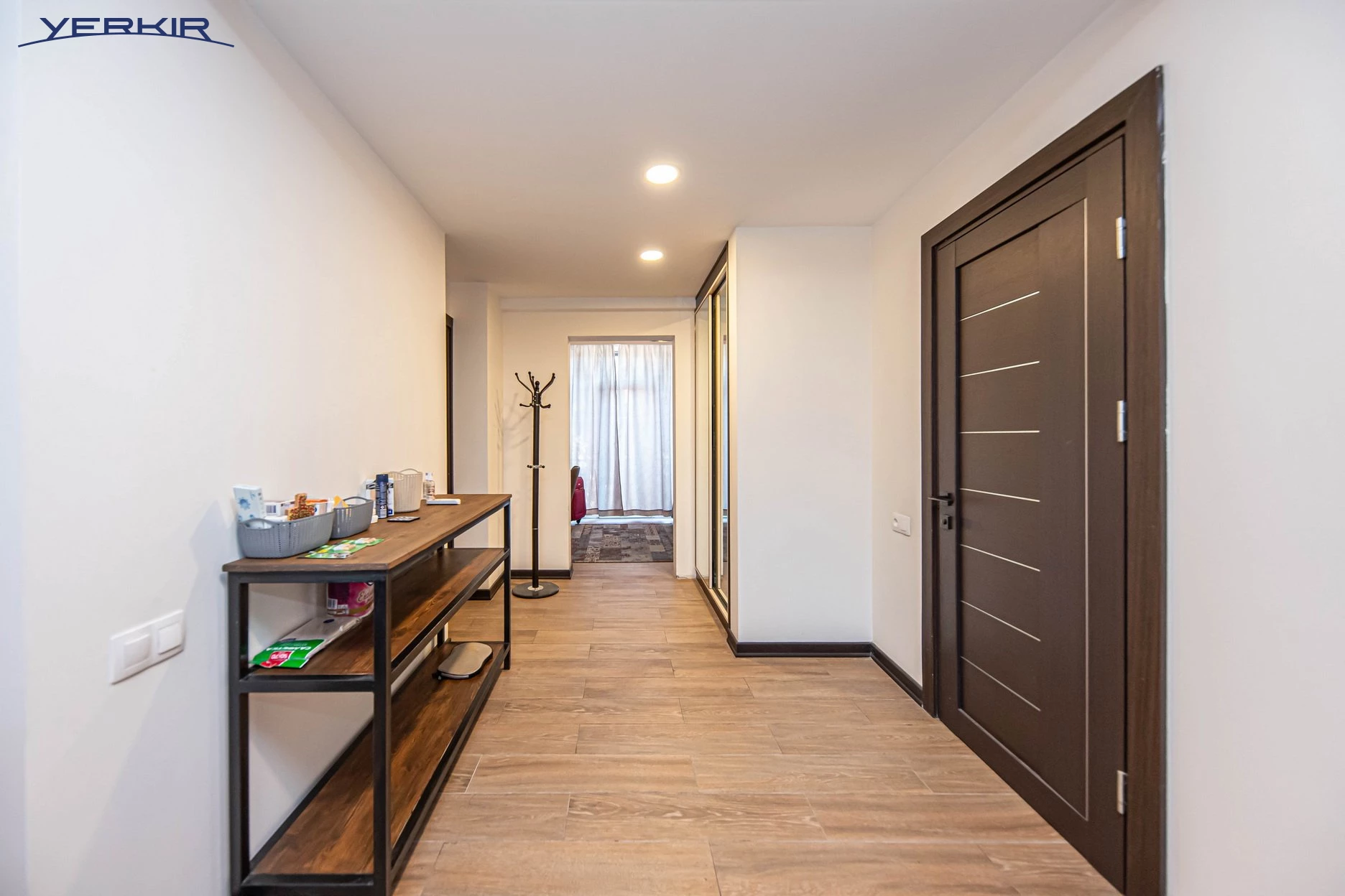 Բնակարաններ Կոդ` 9+314918