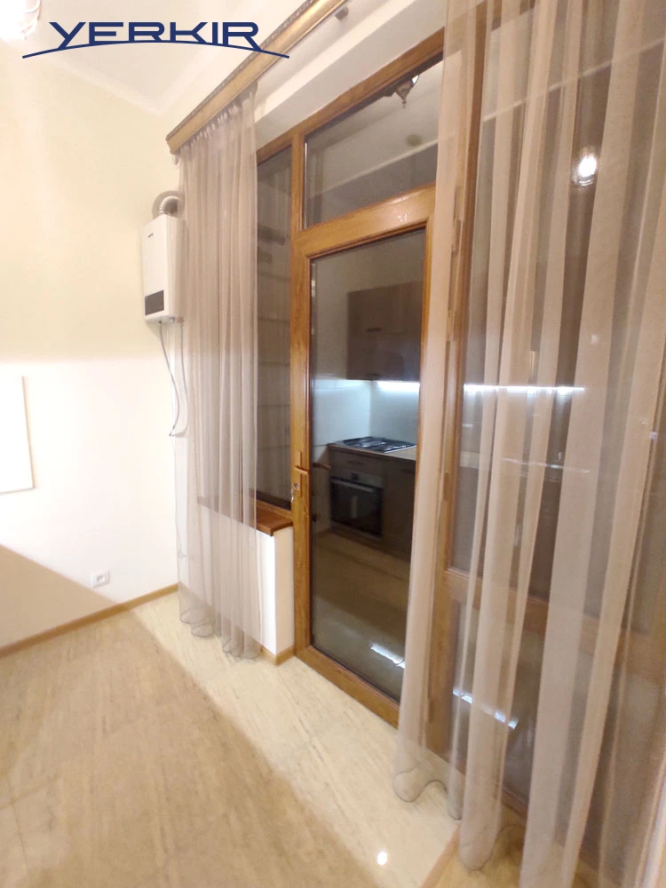 Բնակարաններ Կոդ` 3+206207