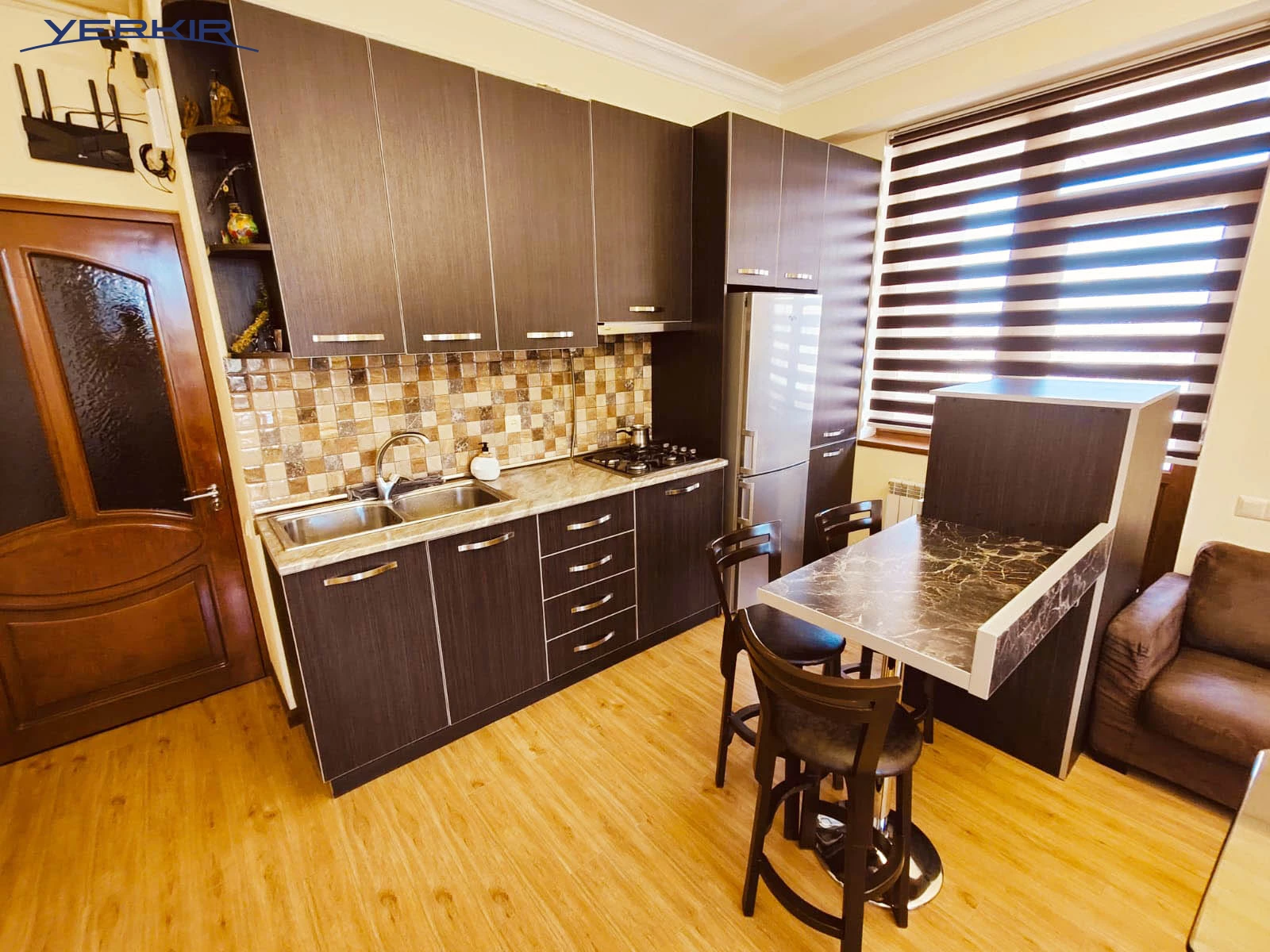 Apartments Code: 9+217716