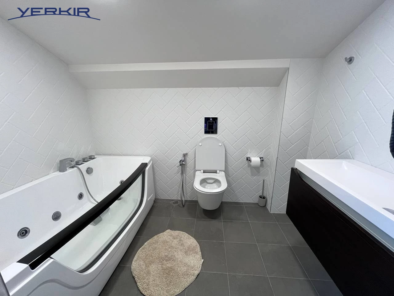 Houses Code: 1+515825