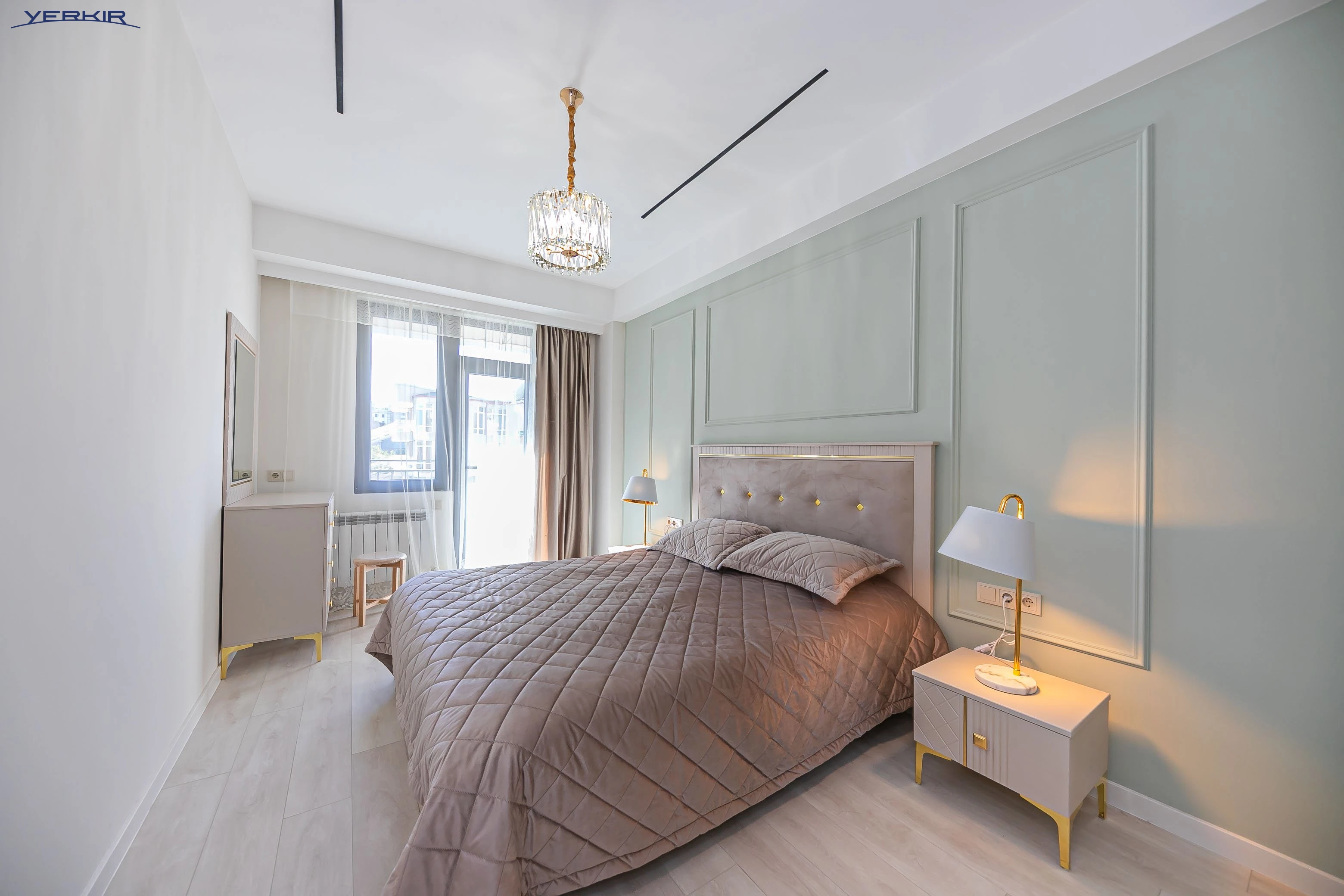 Apartments Code: 9+220348